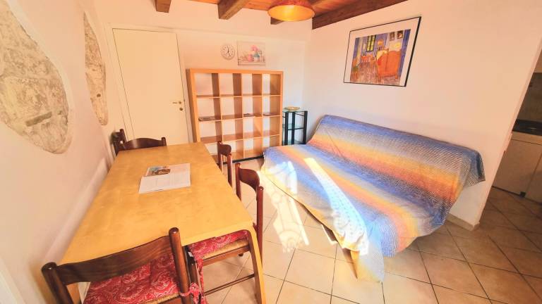 Holiday apartment with 2 rooms for 5 persons — photo 4
