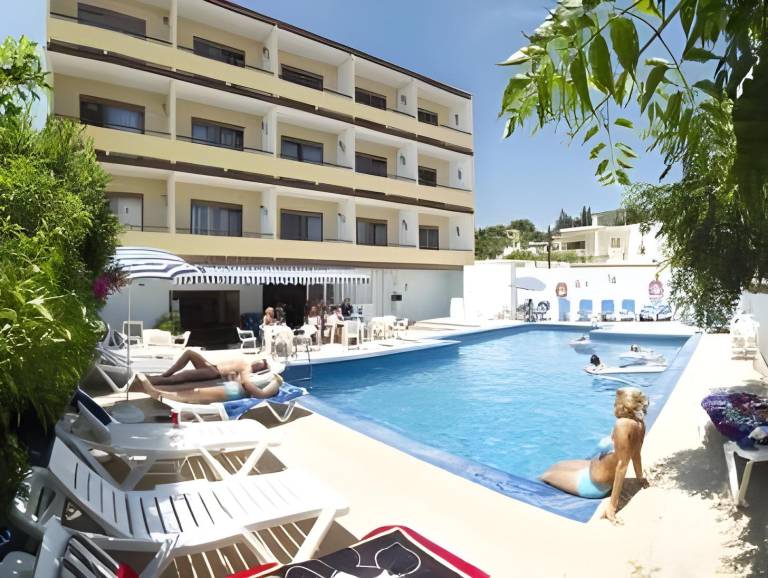 AzuLine Hotel Mediterraneo in Santa Eulalia del Rio