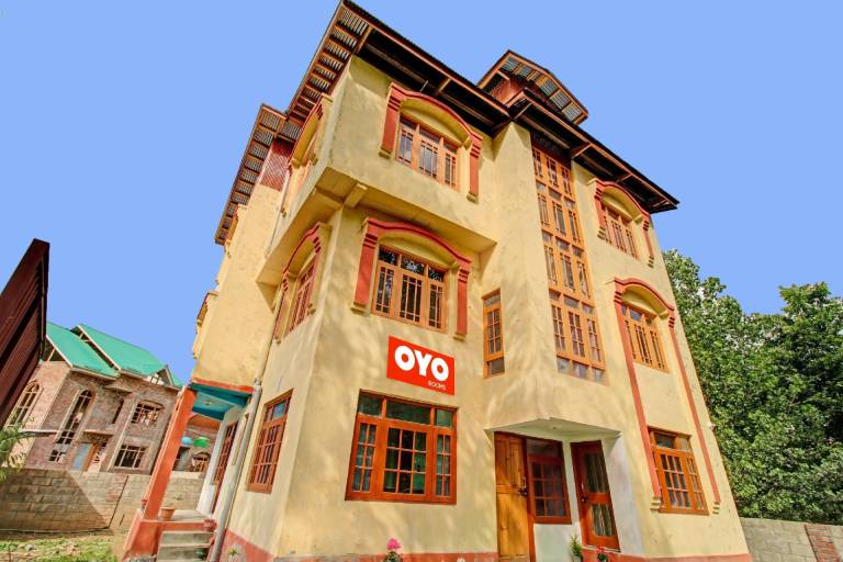 Hotel O Green Resort in Srinagar