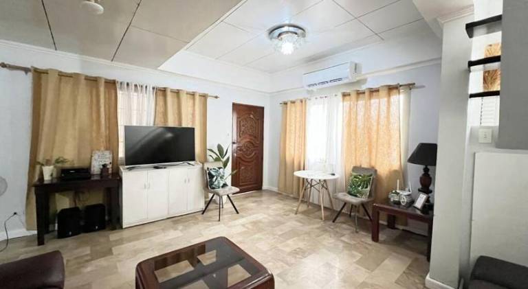 Spacious apartment | Pets allowed in Quezon City