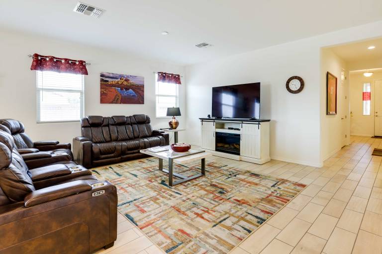 House  Oasis at Canyon Trails