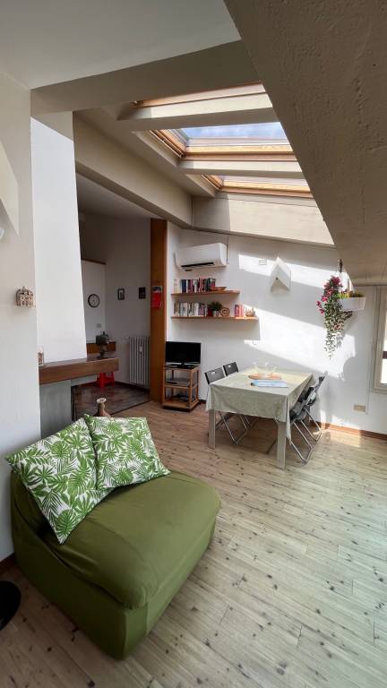 Apartment with patio | City view — photo 4