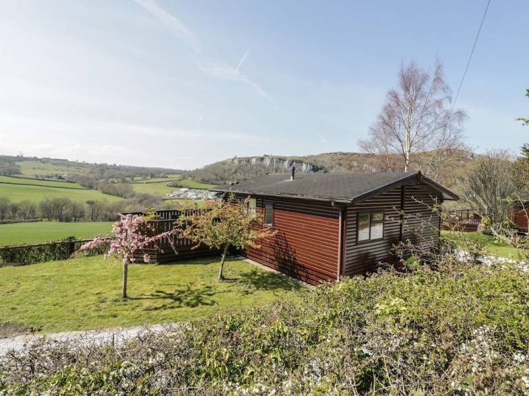 Cottage  Llysfaen