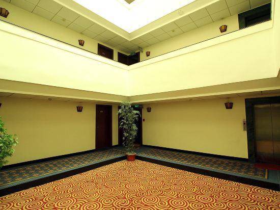 Dahua Hotel (Guilin Liangjiang Sihu Elephant Trunk Hill) — photo 3