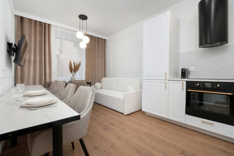 Niegolewskich 26 Pozna Bright Apartment 2 Bedrooms in Poznan
