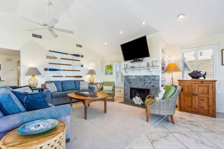 Children-friendly spacious vacation home with patio | Pets allowed — photo 2