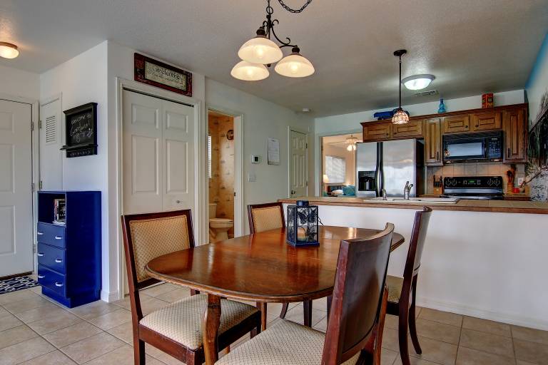Child-friendly apartment with pool & jacuzzi | Pets are welcome — photo 5