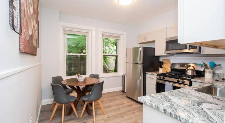 Rental apartment with patio | Suitable for remote work — photo 3