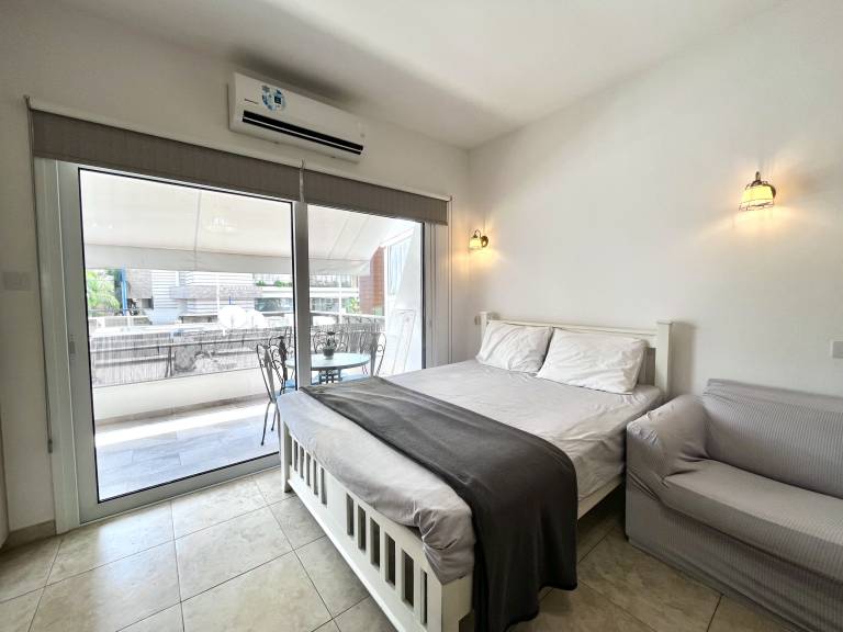 Studio flat Agios Tychon