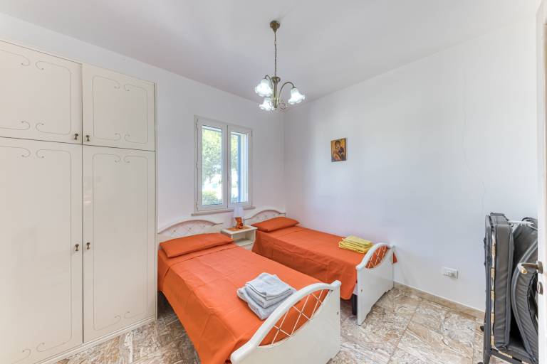 Holiday Home 'E Case E Leviche' with Sea View, Wi-Fi and Air Conditioning — photo 5