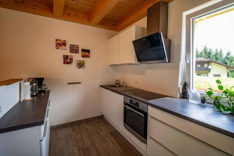 Family-oriented vacation home with sauna, terrace & yard | Mountain view | Next to the ski | Perfect for remote work | Pet-friendly — photo 4