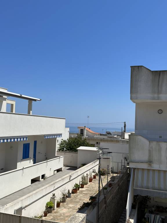 Holiday apartment with 2 rooms for 5 persons — photo 4