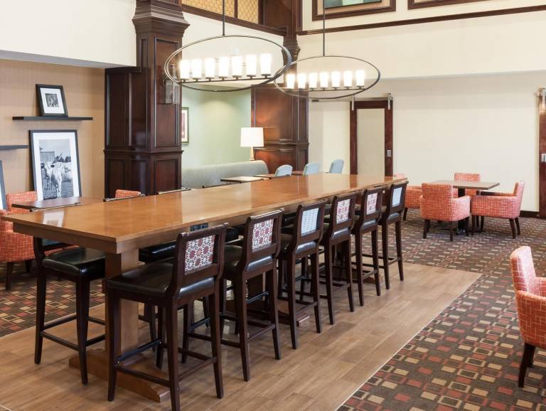 Hampton Inn & Suites Dallas-Arlington-South — photo 5
