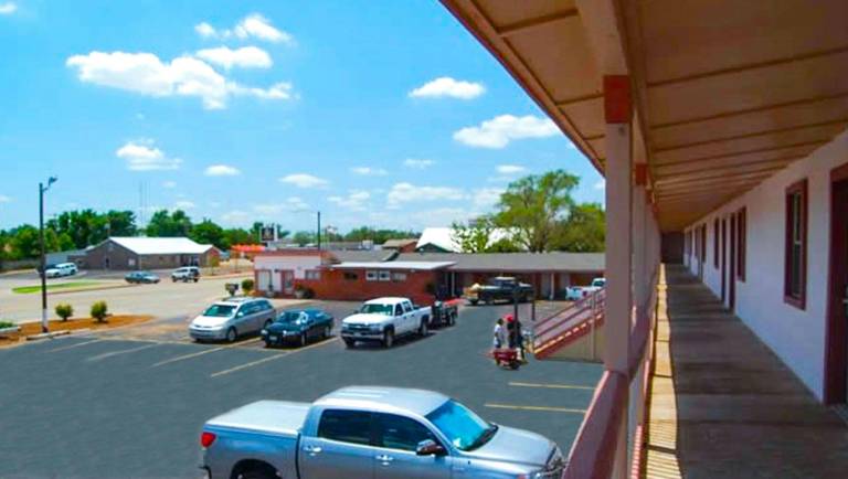 American Inn & Suites Childress — photo 5