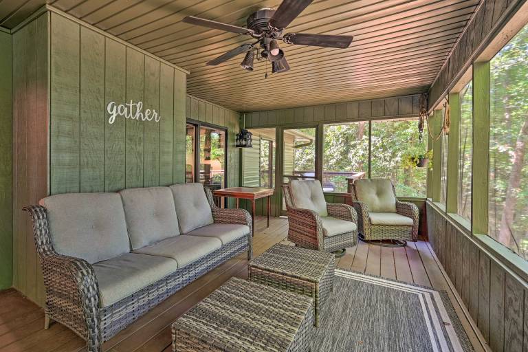 Lakefront Anderson Paradise: Dock, Fire Pit! — photo 2