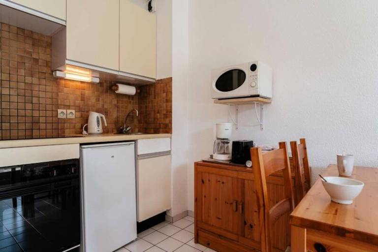 Beautiful rental apartment with patio & garden | Beach nearby | Pets are welcome — photo 5