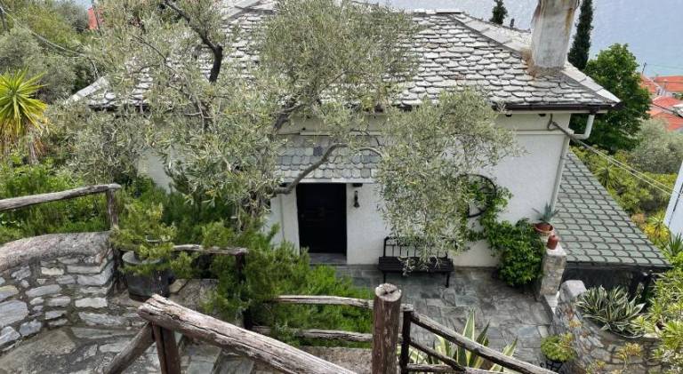 Villa with terrace, garden & barbecue | Perfect for remote work — photo 4