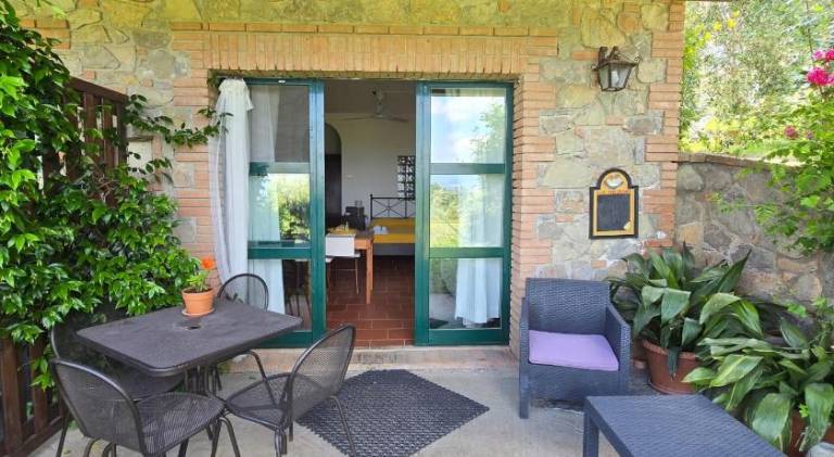 Farm with terrace, garden & private pool — photo 5
