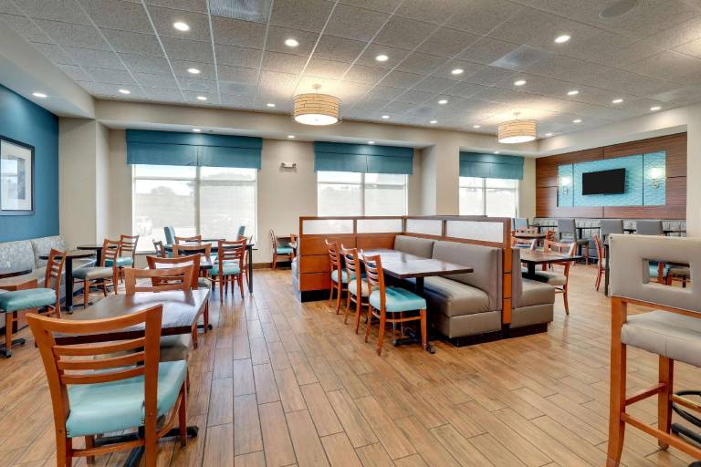 Drury Inn & Suites Grand Rapids — photo 5
