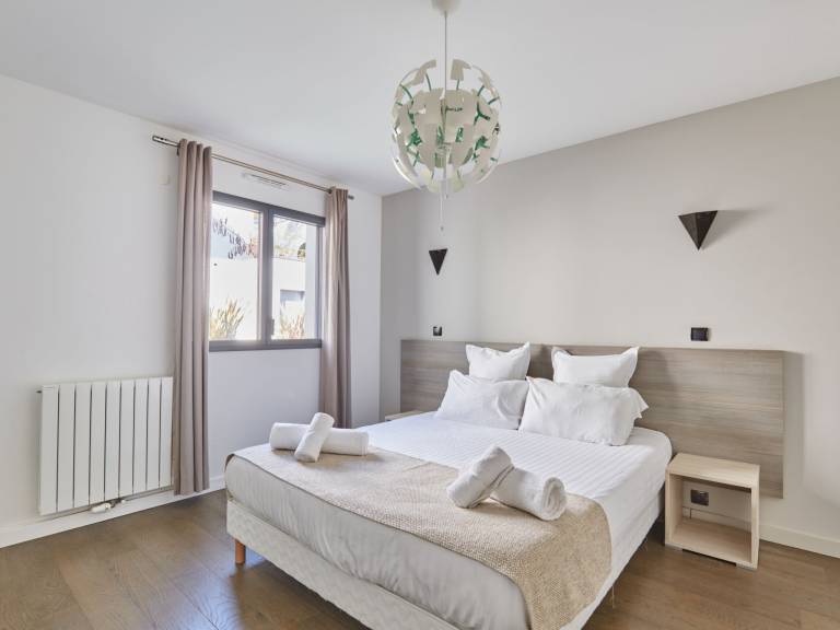 Fully equipped holiday apartment with garden, terrace & heated pool | Pet-friendly — photo 5