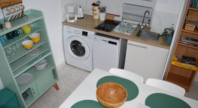 House with 2 rooms for 4 persons — photo 3