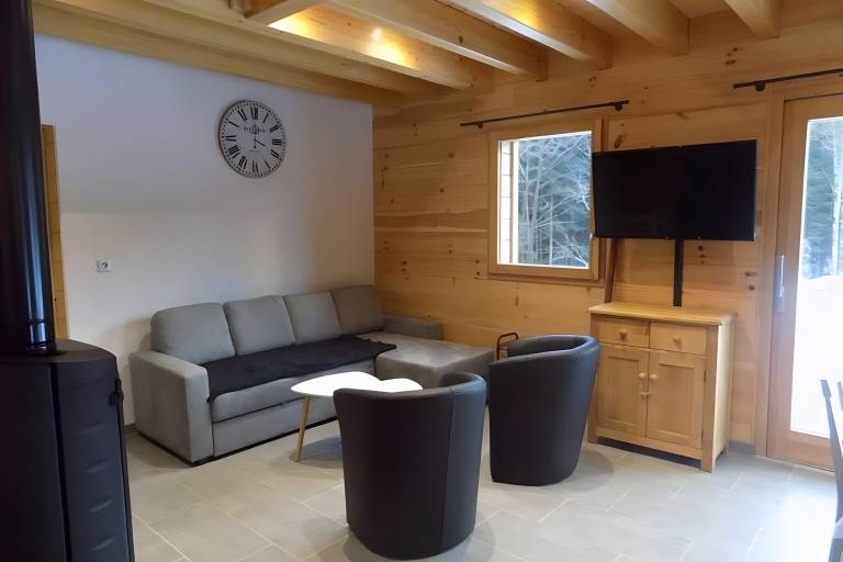 Chalet for 12 Guests with Pond – 5 Bedrooms — photo 5
