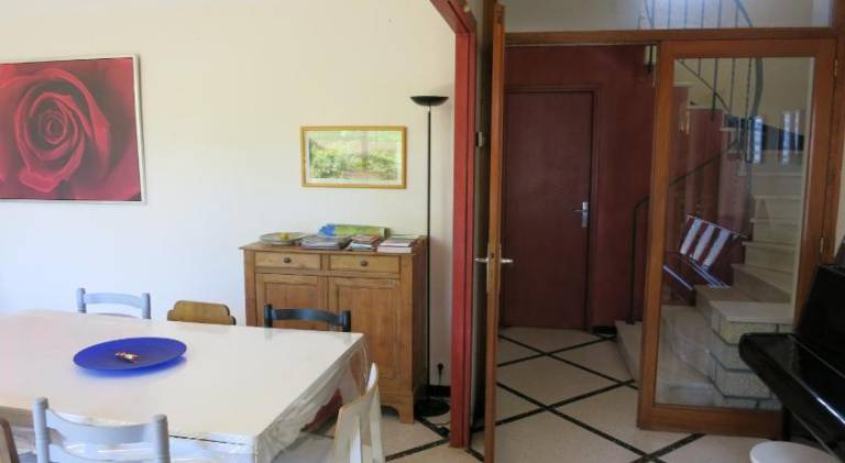 Villa with 4 rooms for 10 persons — photo 3