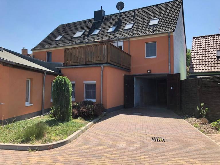 Pension  Plaue