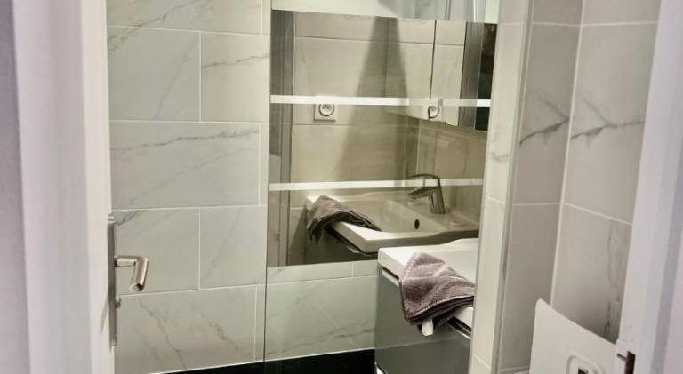 Serviced apartment with terrace & garden — photo 2