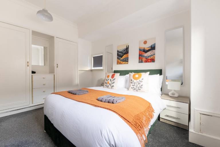 Apartment with 2 rooms for 4 persons — photo 2