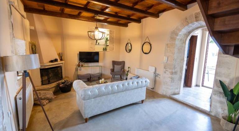 Lovely villa with private pool, garden & patio | Dogs allowed — photo 2