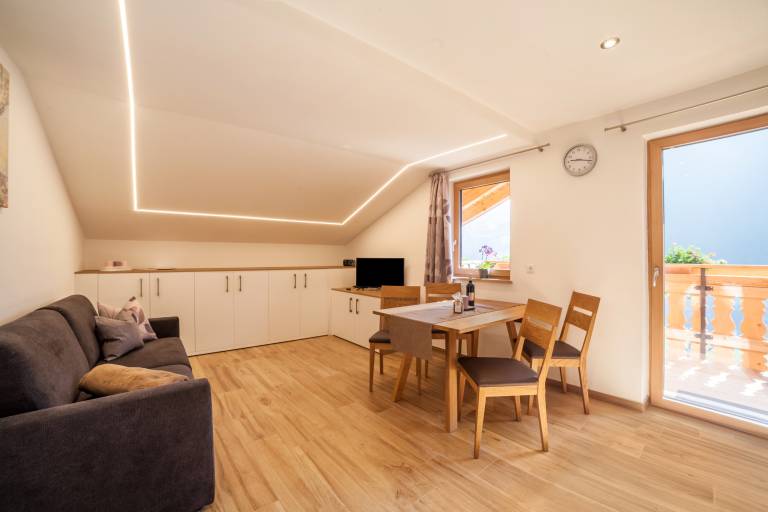 Pet-friendly Apartment "INNERGASSERHOF Ferienwohnung Enzian" — photo 3