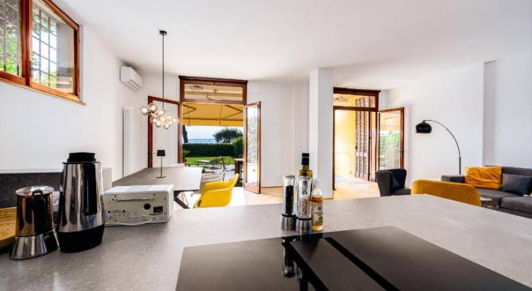 Holiday apartment with 3 rooms for 5 persons — photo 2