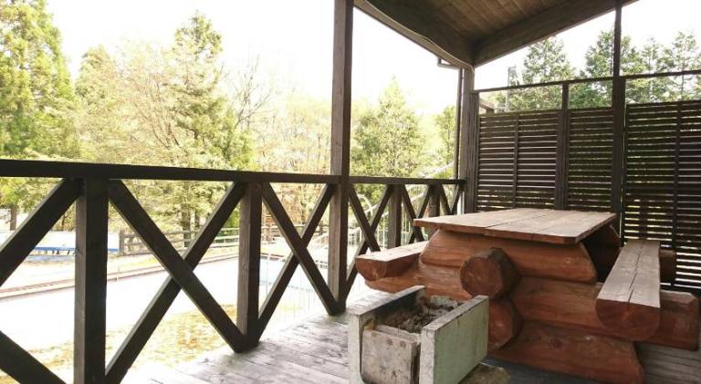 House with grill — photo 5