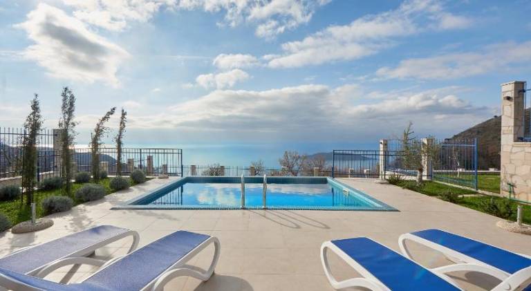 Wonderful villa with garden, pool & grill | Pets are welcome — photo 3