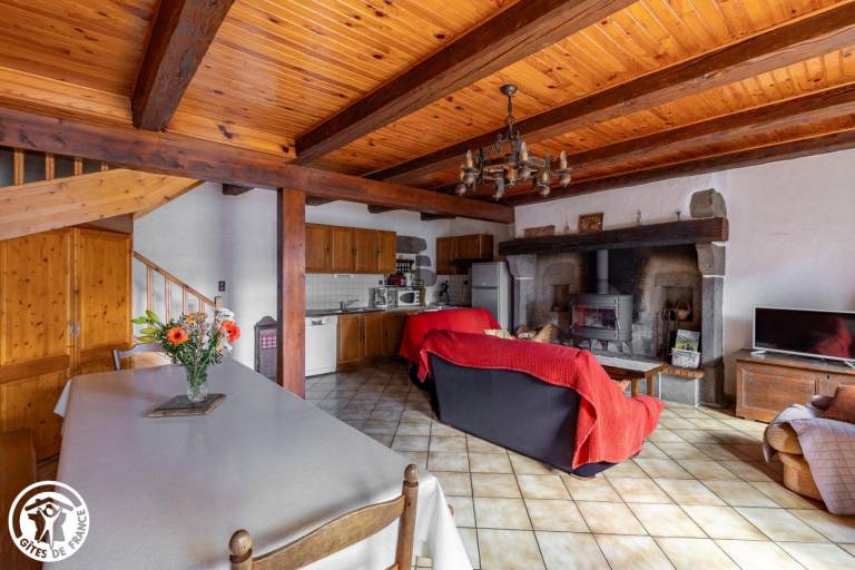 Gite with barbecue & terrace — photo 4