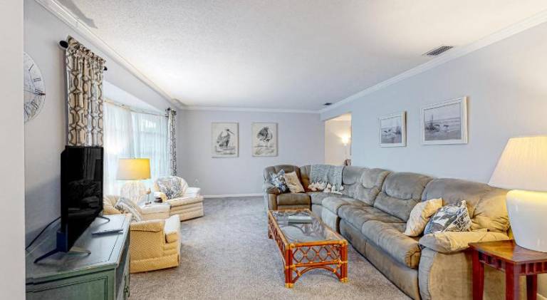 Charming vacation home | Pet-friendly in Bradenton, FL