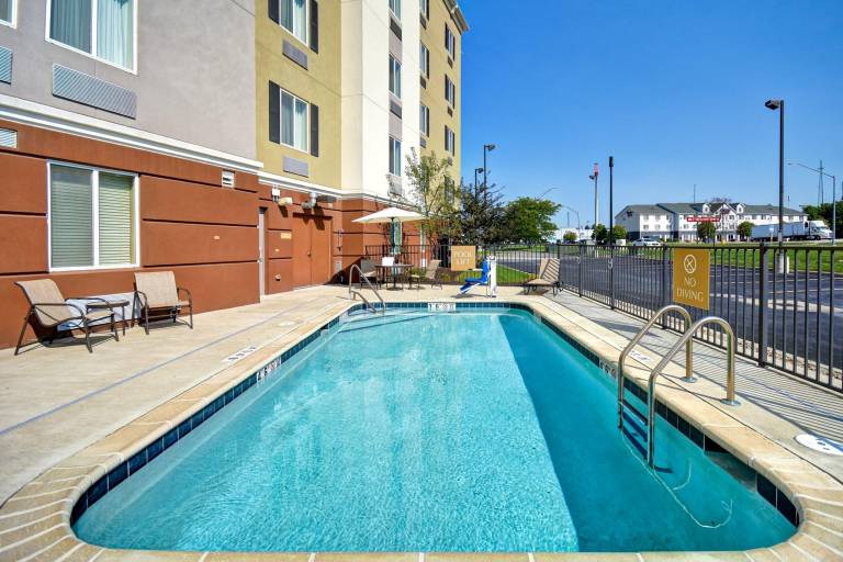 Candlewood Suites St Clairsville By IHG — photo 4