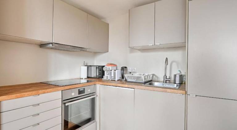 Apartment | Next to Eiffel Tower — photo 4