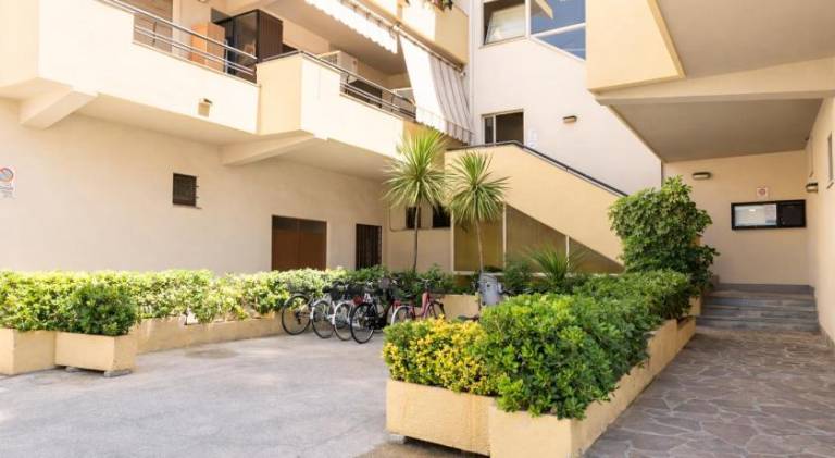 Apartment with 1 room for 4 persons — photo 4