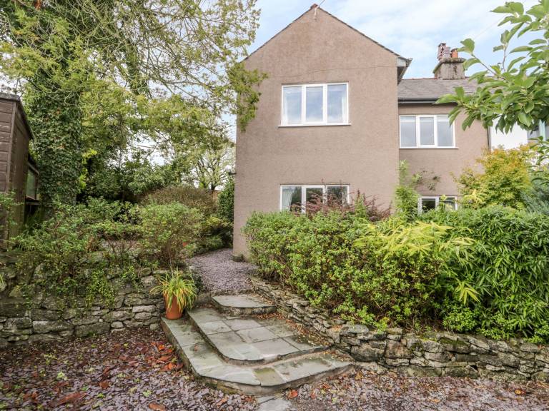 Cottage Grange-Over-Sands