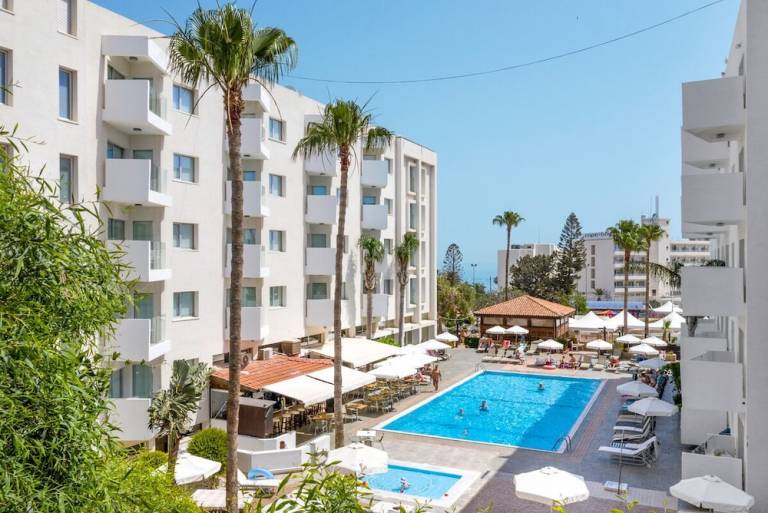 Aparthotel  Protaras