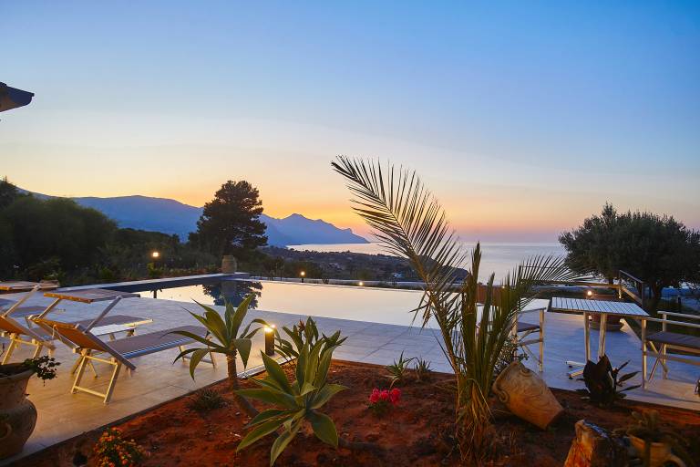 Villa with barbecue, patio & private pool | Pool view — photo 2