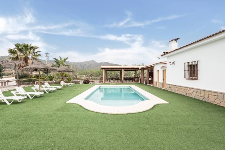 House  Almogía