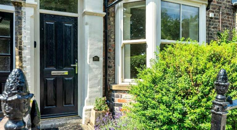 House | Close to York Castle — photo 3