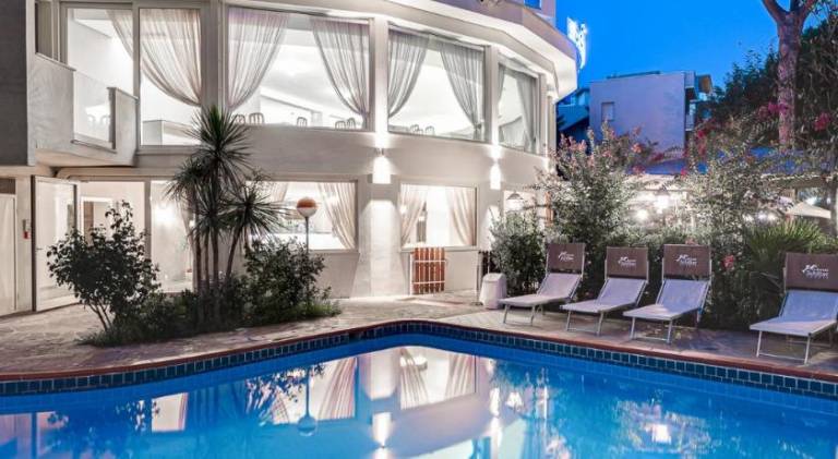 Hotel Schiller in Cervia