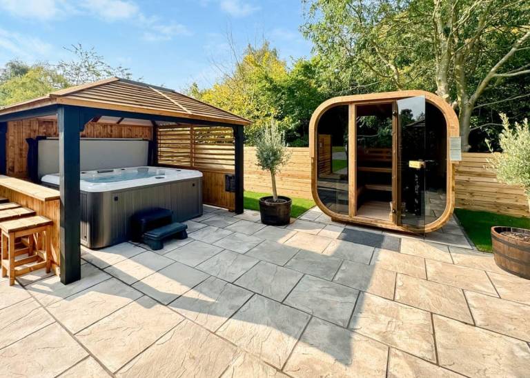 Chalet Raywell