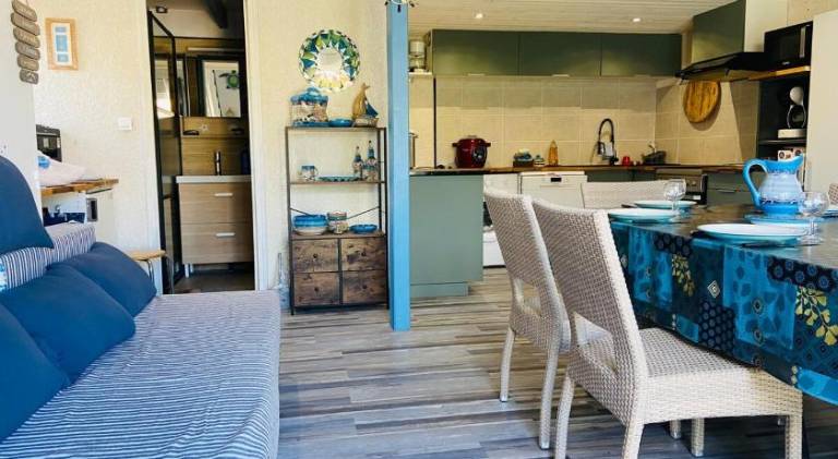 Villa with 2 rooms for 6 persons — photo 2