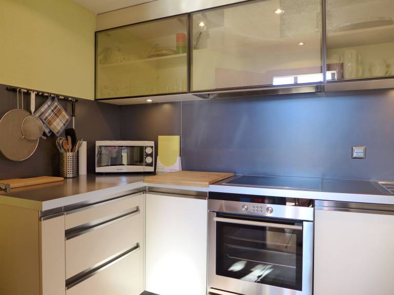 Child-friendly lovely rental apartment with garden, pool & sauna | Lake view | Perfect for remote work | Dogs allowed — photo 5