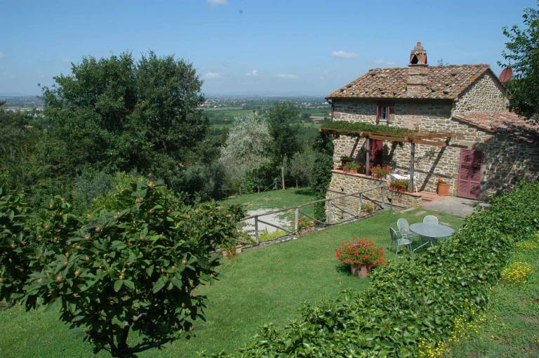 Villa with private pool, barbecue & yard | Panoramic view — photo 3